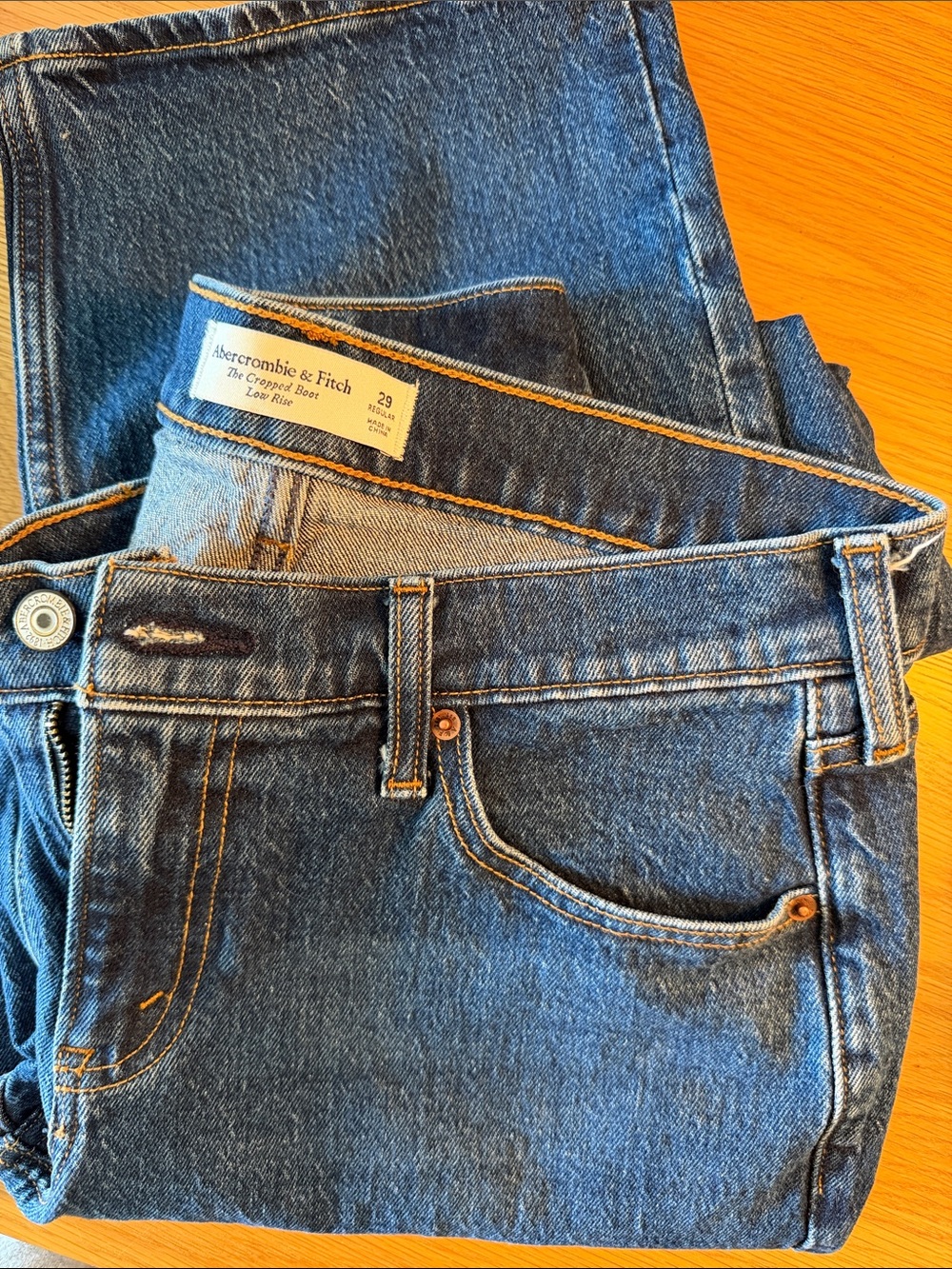 Abercrombie & Fitch women’s cropped boot low rise Dark Blue Jeans size 29/R